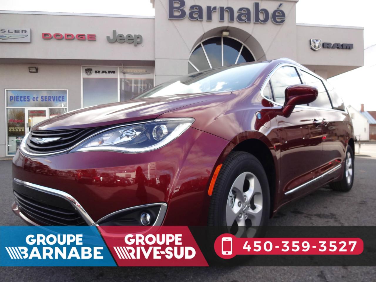 Used 2018 Chrysler Pacifica Touring-L HYBRID for sale in Napierville, QC
