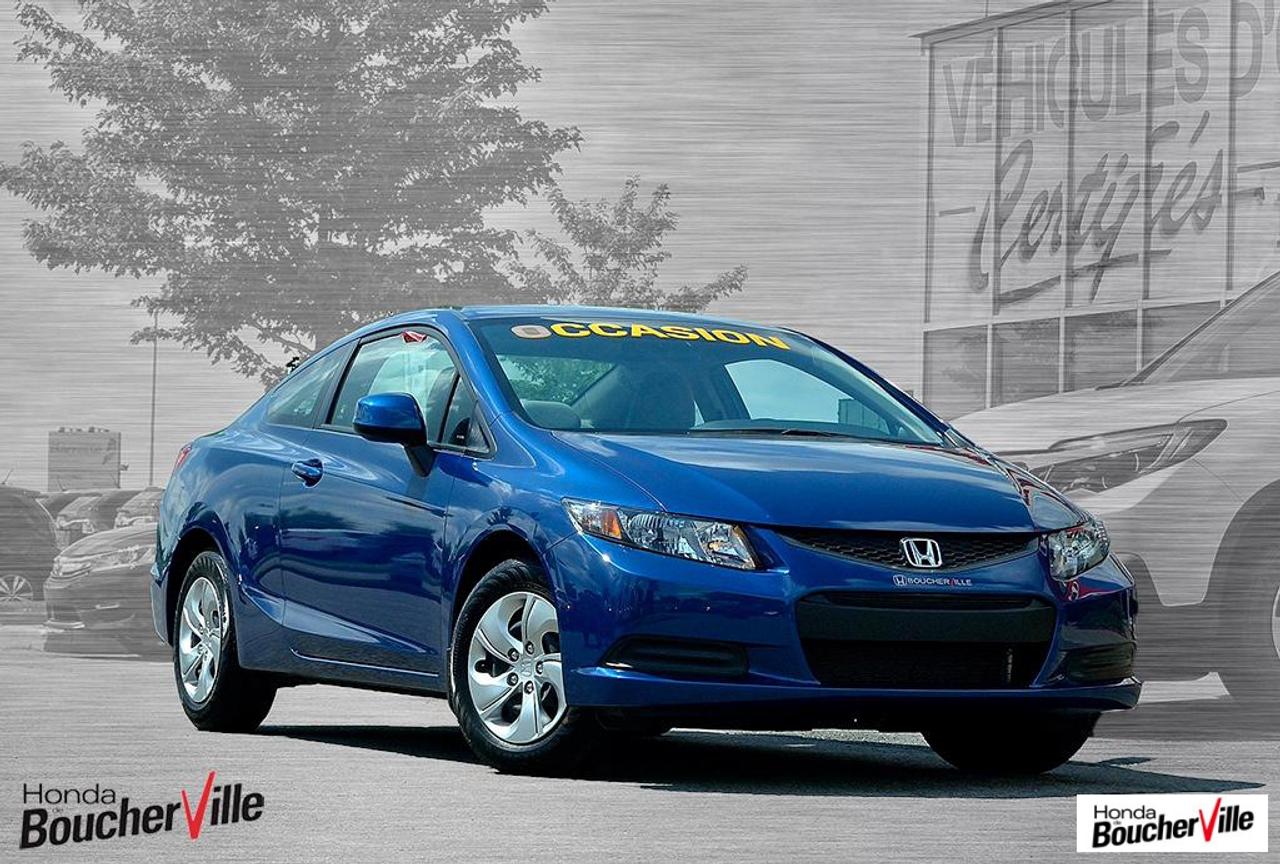 <a href=https://www.autoaubaine.com/Honda-Civic-c6657766.html>https://www.autoaubaine.com/Honda-Civic-c6657766.html</a>

Honda Civic Coupe LX 2013\n\nRégulateur de vitesse, Essuie-glaces intermittents, Freins ABS, Lecteur CD, Téléphone cellulaire, Vitres électriques, Air climatisé, Volant ajustable, Horloge, Radio AM/FM, Direction assistée, Télédéverrouillage\n\n