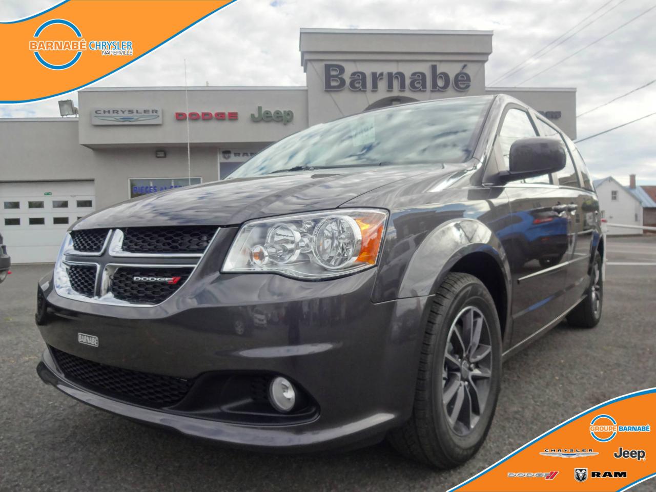 Used 2017 Dodge Grand Caravan SXT PREMIUM PLUS for sale in Napierville, QC