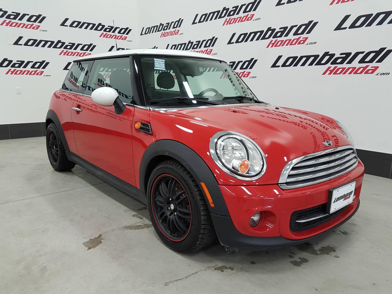 Used 2012 Mini Cooper Classic*TOIT PANO* for sale in Montréal, QC
