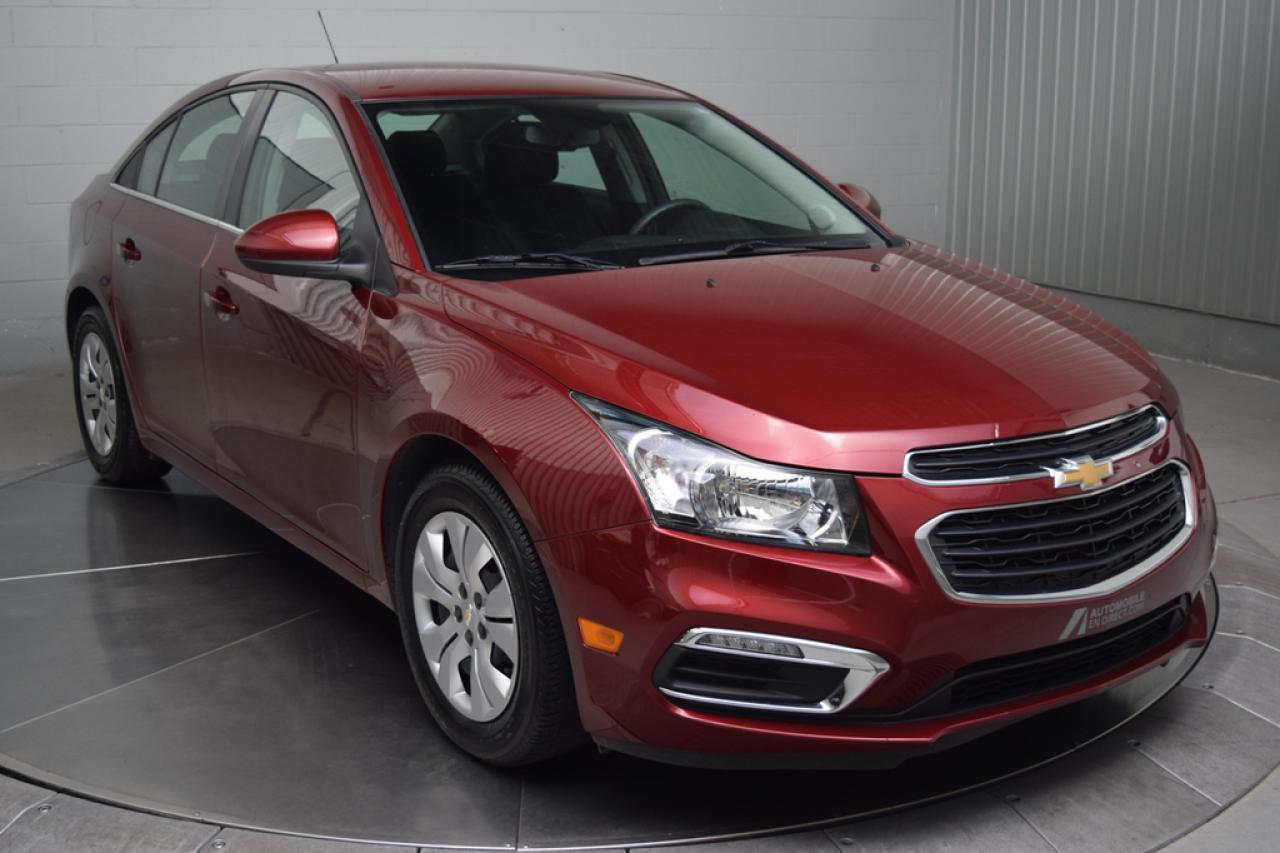 Used 2015 Chevrolet Cruze En Attente for sale in St-Hubert, QC