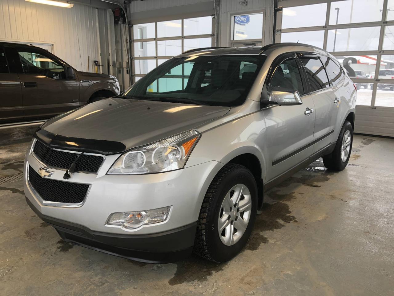 Used 2010 Chevrolet Traverse Traction intégrale 4 portes LS for sale in Dolbeau-Mistassini, QC