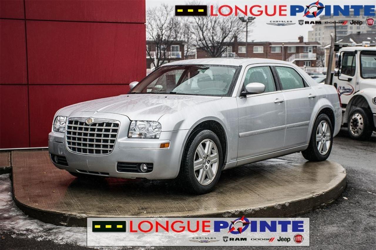 Used 2005 Chrysler 300 TOURING AWD for sale in Montréal, QC