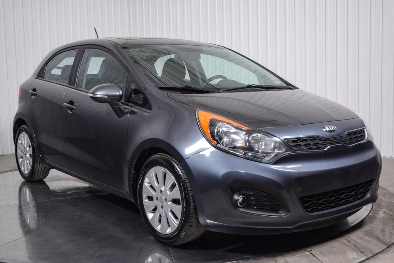 Used 2013 Kia Rio Ex Hatch Mags Toit for sale in St-Hubert, QC