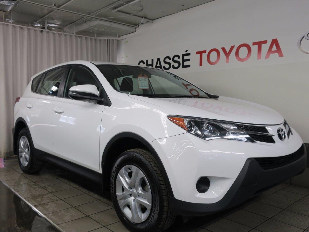 Used 2015 Toyota RAV4 LE AWD for sale in Montréal, QC