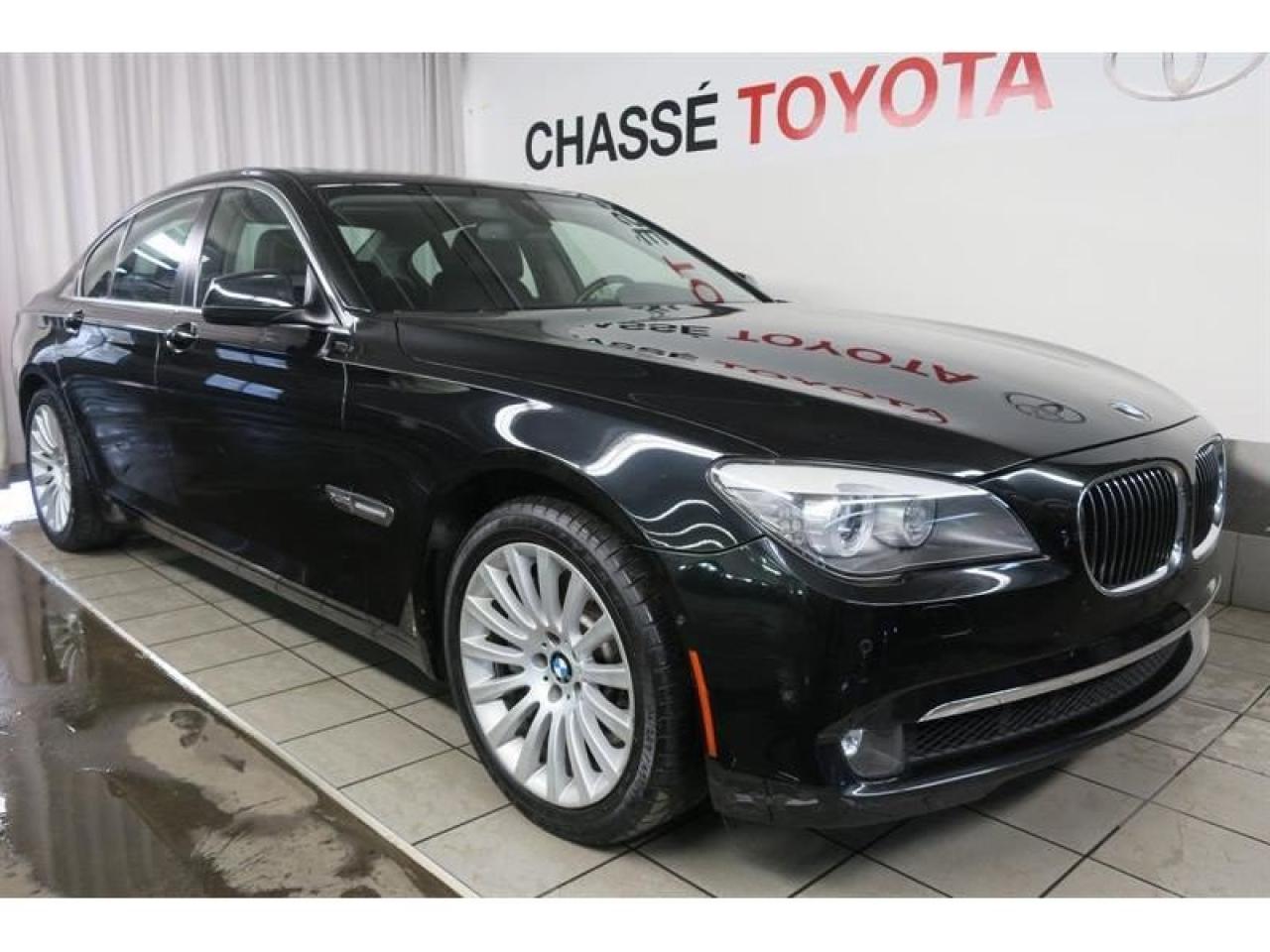 Used 2012 BMW 7 Series 750i Xdrive Executive for sale in Montréal, QC