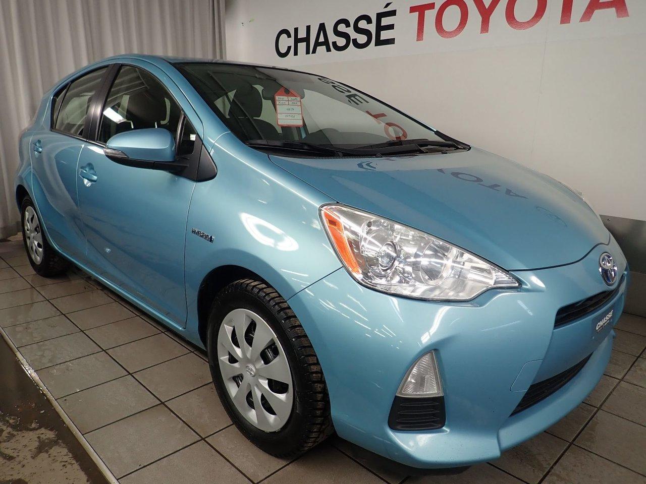 Used 2012 Toyota PRIUS C Gr. Amélioré for sale in Montréal, QC