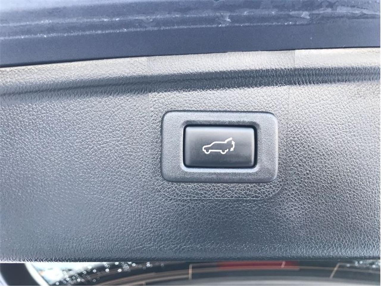 655647.11497278