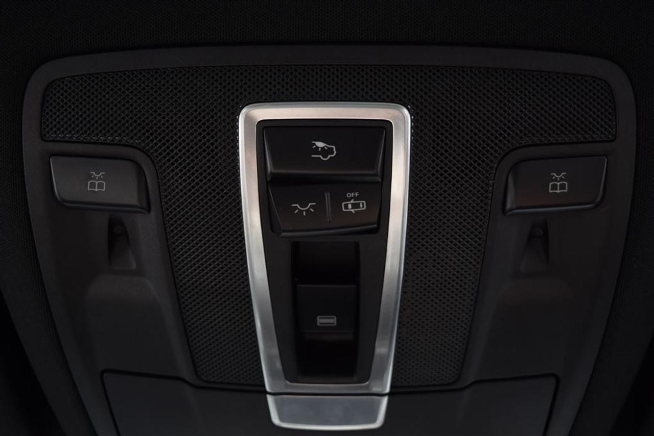 655648.11497325