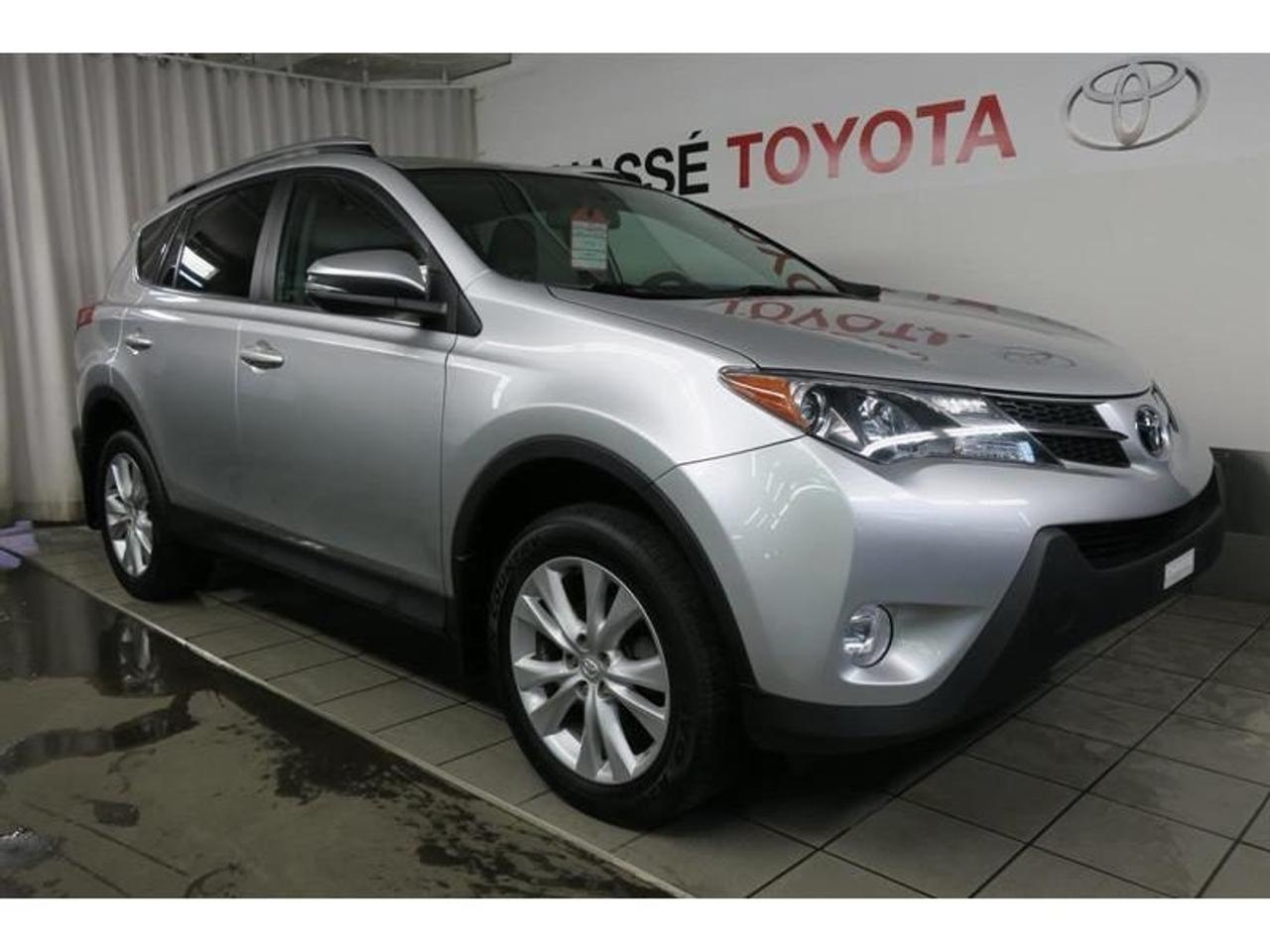 <a href=https://www.autoaubaine.com/Toyota-RAV4-c6860339.html>https://www.autoaubaine.com/Toyota-RAV4-c6860339.html</a>

Toyota RAV4 Limited Navigation  2013Régulateur de vitesse, Toit ouvrant, Essuie-glace arrière, Freins ABS, Contrôle de stabilité, Coussin gonflable conducteur, Coussins gonflables latéraux, Lecteur CD, 6 Haut-parleurs, Portes électriques, Tachymètre, Vitres électriques, Air climatisé, Intérieur en cuir, Commandes audio au volant, Sièges chauffants, Volant ajustable, Vitres teintées, Ordinateur de bord, Tout équipé, Caméra de recul, Radio AM/FM, Direction assistée, Télédéverrouillage, Rétroviseurs chauffants, Banquette arrière divisé, Démarrage sans clé, Rétroviseurs électriques, Jantes en alliage, Antipatinage, Phares antibrouillards, Support à bagages, Prise Auxiliaire, Port USB, Climatiseur automatique