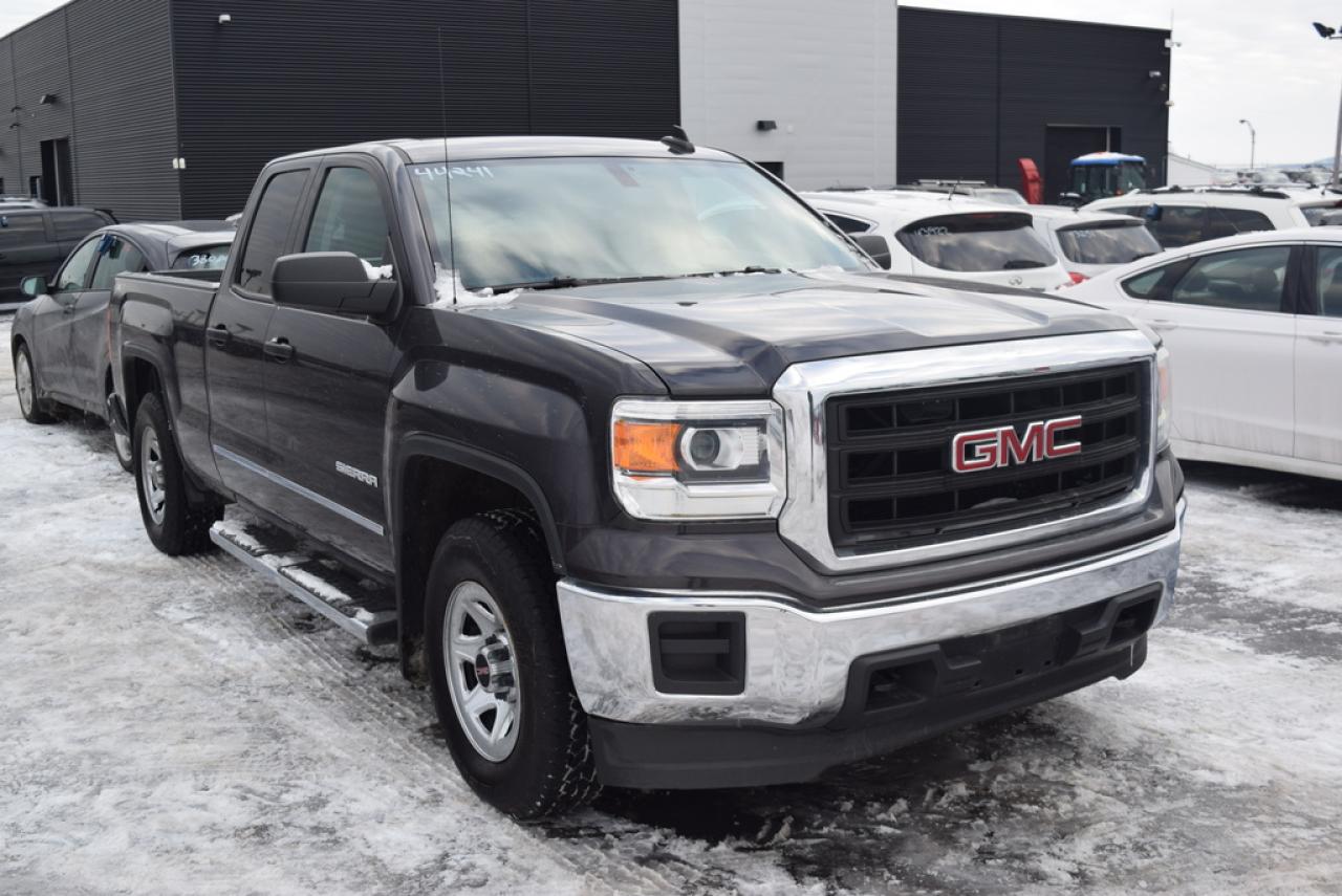 Used 2015 GMC Sierra 1500 V8 5.3 4x4 Double for sale in St-Hubert, QC