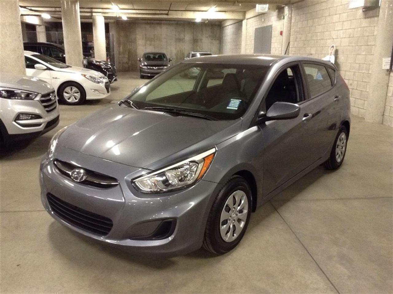 <a href=https://www.hyundailongueuil.com/occasion/Hyundai-Accent-2017.html>https://www.hyundailongueuil.com/occasion/Hyundai-Accent-2017.html</a>

41$/sem*. 0$ comptant ,0% Financement disponible avec autres promotion.  Encore mieux sur place. Comparez vos mensualités dune auto neuve vs une usagée.
Obtenez les plus petites mensualités. Prix valide du 9 au 16 mars 2018. Comparez les mensualités avantageuse pour un neuf vs les usagées. Transport et préparation, plein dessence,tous frais et rabais inclus.   Visitez notre site pour autres promotions www.hyundailongueuil.com  Toujours mieux sur place.  Obtenez la meilleure transaction comme beaucoup de clients partout au Québec.  Notre but vous offrir la meilleure expérience dachat.  Appelez nous! pour comparez !  Garantie globale 5 ans ou 100 000 km ,  Assistance routière 5 ans ou 100 000 km inclus  Couleur peut différer selon disponibilité.  Inclus rabais aux particuliers.   Cette offre est non-combinable avec dautres promotions.
Climatiseur
Sièges avant chauffants
TélédéverrouillageMoteur de 1,6 L à injection directe dessence et DACT
Boîte automatique à 6 rapports
Freins à disque aux 4 roues Appuie-têtes actifs à lavant
Contrôle électronique de la stabilité, antipatinage et gestion de la stabilité
6 coussins gonflables
Télédéverrouillage avec alerte panique
Rétroviseurs chauffants à réglage électrique 
Verrouillage électrique des portières
Chaine audio AM/FM/CD/MP3/USB/iPod®
Siège du conducteur réglable en hauteur
Climatiseur
Sièges arrière à dossiers rabattables 60/40
Régulateur de vitesse
Commandes de la chaine audio montées au volant
Sièges avant chauffants
Pare-soleil coulissant
Volant télescopique
Glaces à commandes électriques à descente/remontée automatique du côté conducteur
Système téléphonique mains libres Bluetooth® Poignées de portières et rétroviseurs de couleur de la carrosserie
Rétroviseurs chauffants
Aileron arrière
Jantes de 14 po en acier avec enjoliveurs
*Financement 96 mois à 3.97% , obligation totale 17056$.