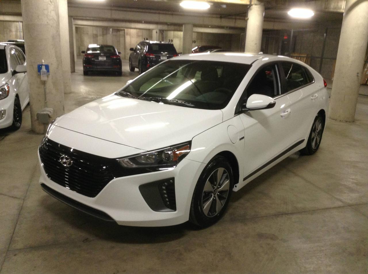 Used 2018 Hyundai Ioniq Electrique plus rechargaeable SE  79$/se for sale in Longueuil, QC
