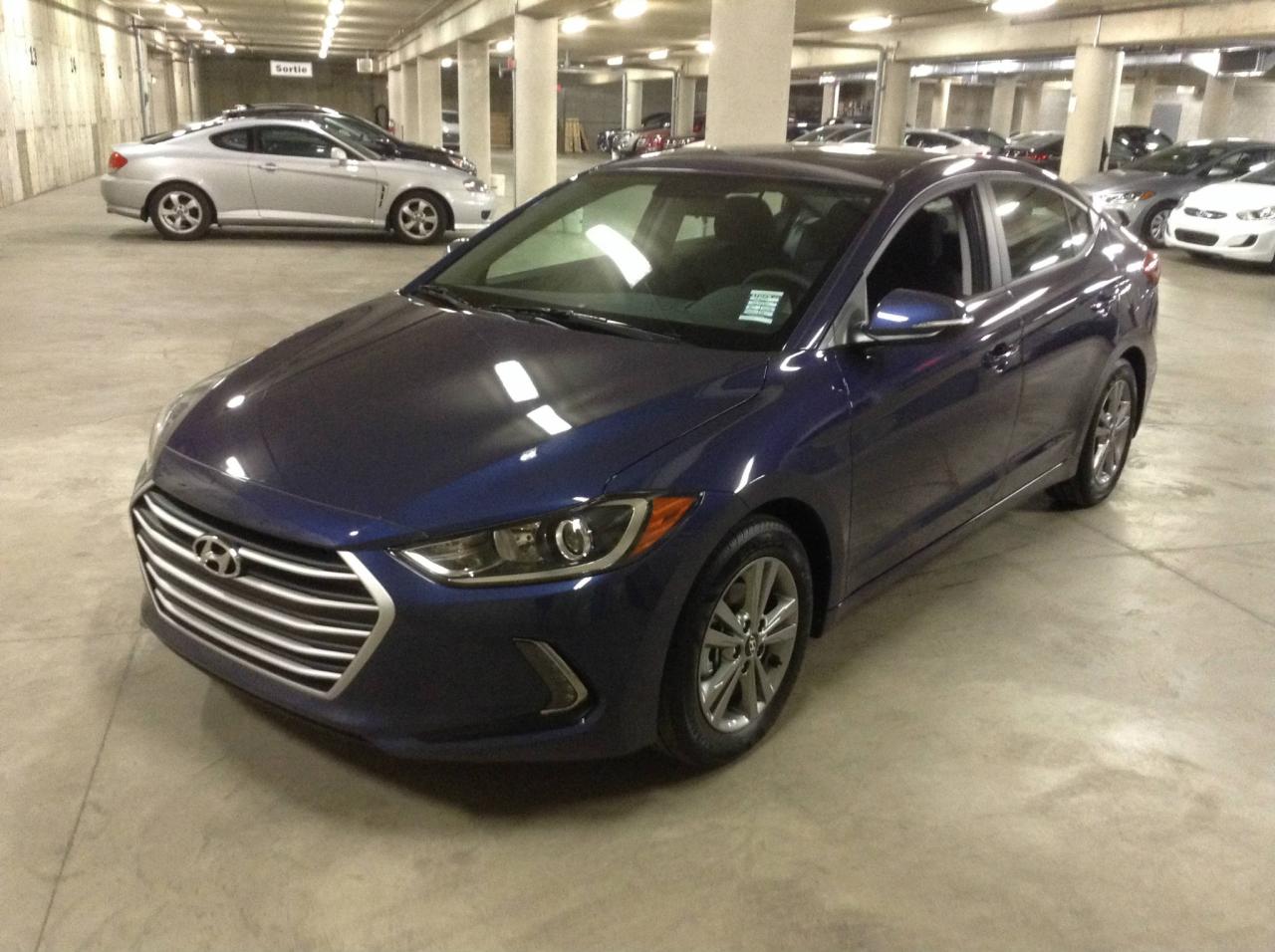 Used 2018 Hyundai Elantra GL SE TOIT JANTE CAMERA DETECTEUR ANGLE for sale in Longueuil, QC