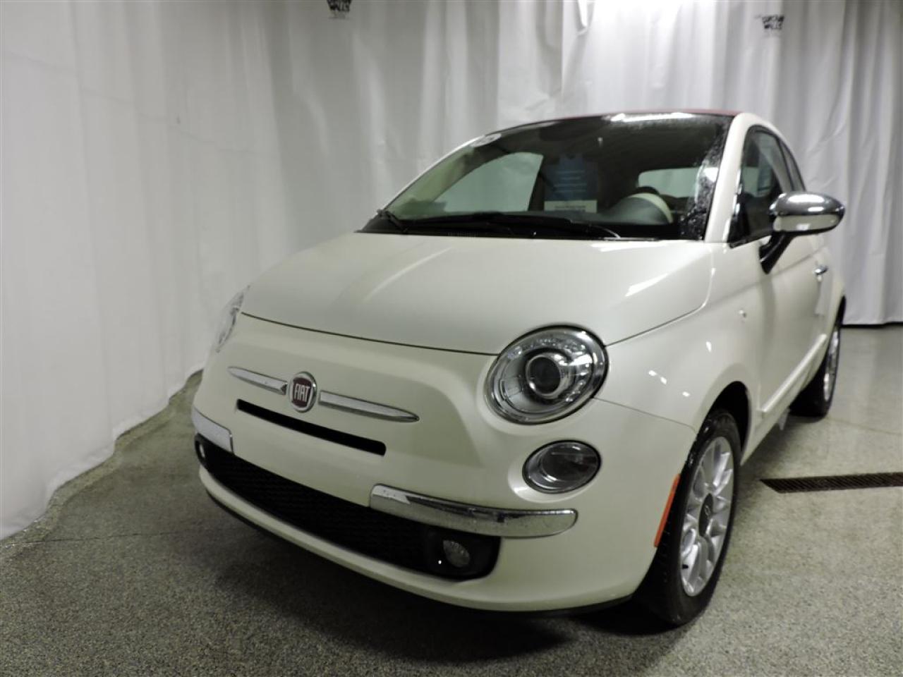 Used 2015 Fiat 500C Cabrio, Lounge for sale in St-Hubert, QC