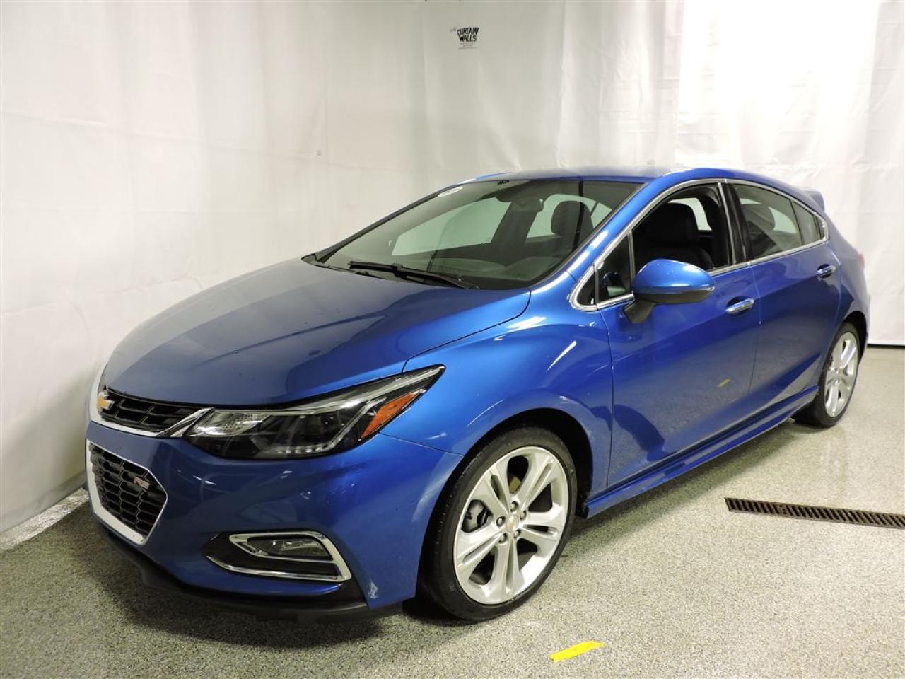 Used 2017 Chevrolet Cruze Premier, Cuir, Mag for sale in St-Hubert, QC