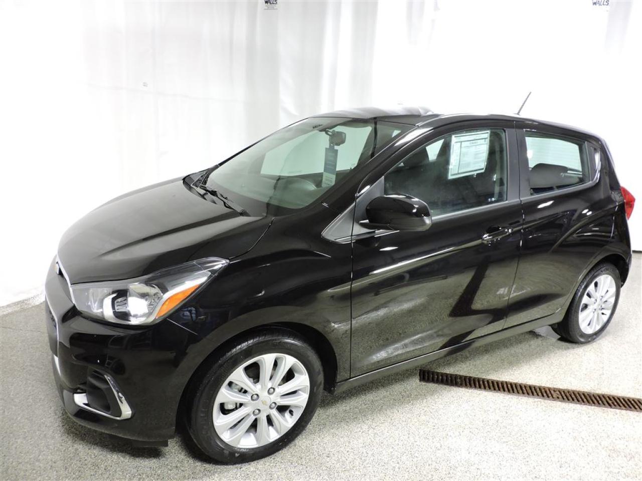 Used 2017 Chevrolet Spark 1lt, Mag, Ecran for sale in St-Hubert, QC