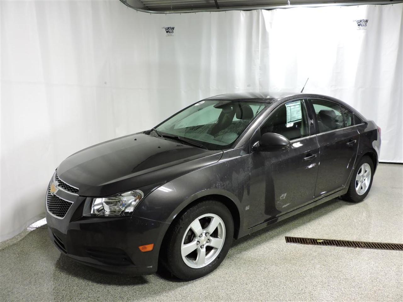 Used 2014 Chevrolet Cruze 2lt, Cuir, Gps for sale in St-Hubert, QC