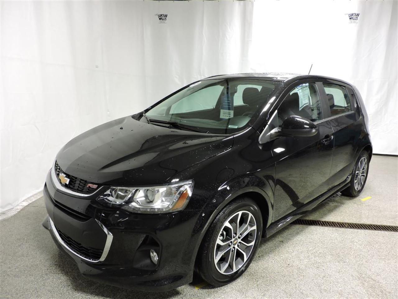 Used 2017 Chevrolet Sonic Lt Rs, Toit, Mag for sale in St-Hubert, QC