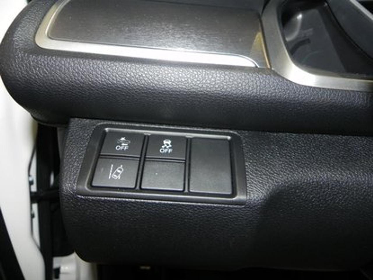 655890.11502859