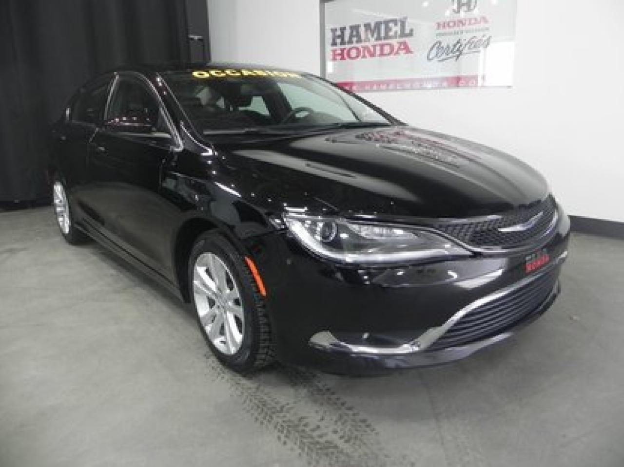 Used 2015 Chrysler 200  for sale in St-Eustache, QC