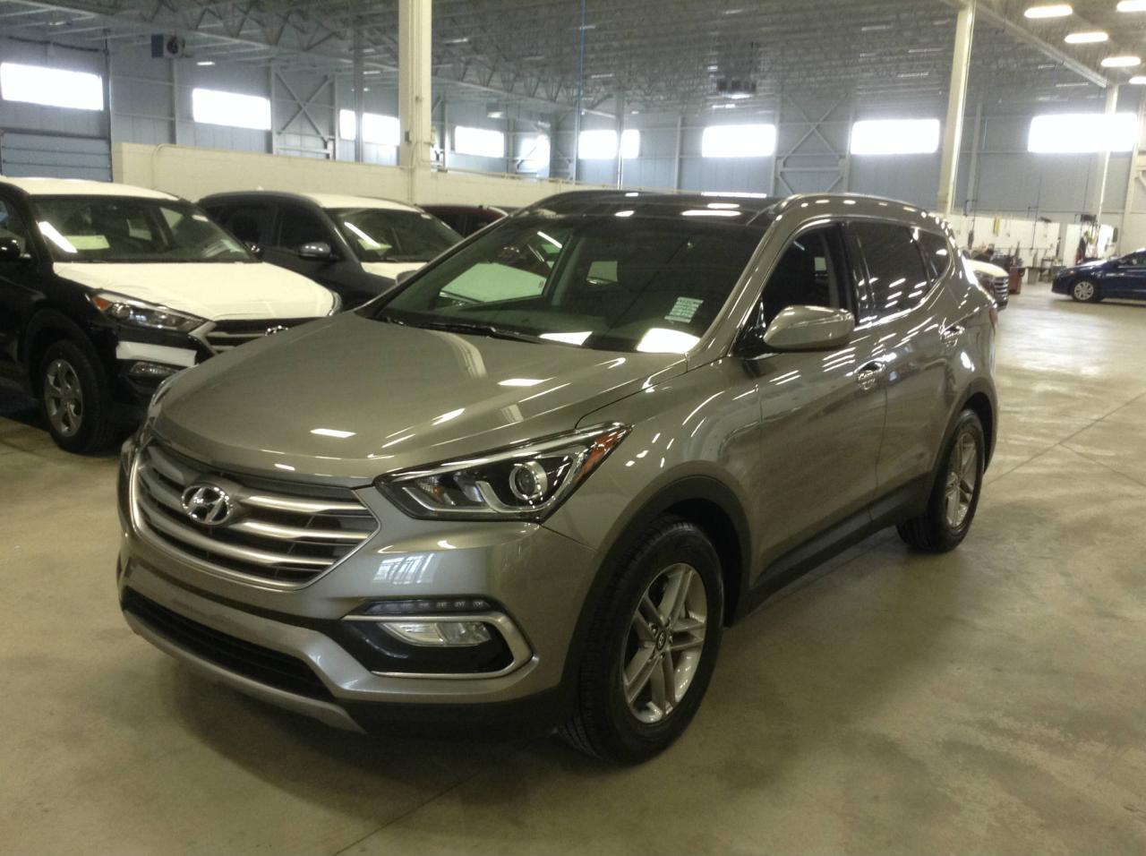 Used 2018 Hyundai Santa Fe SE AWD Cuir Toit for sale in Longueuil, QC