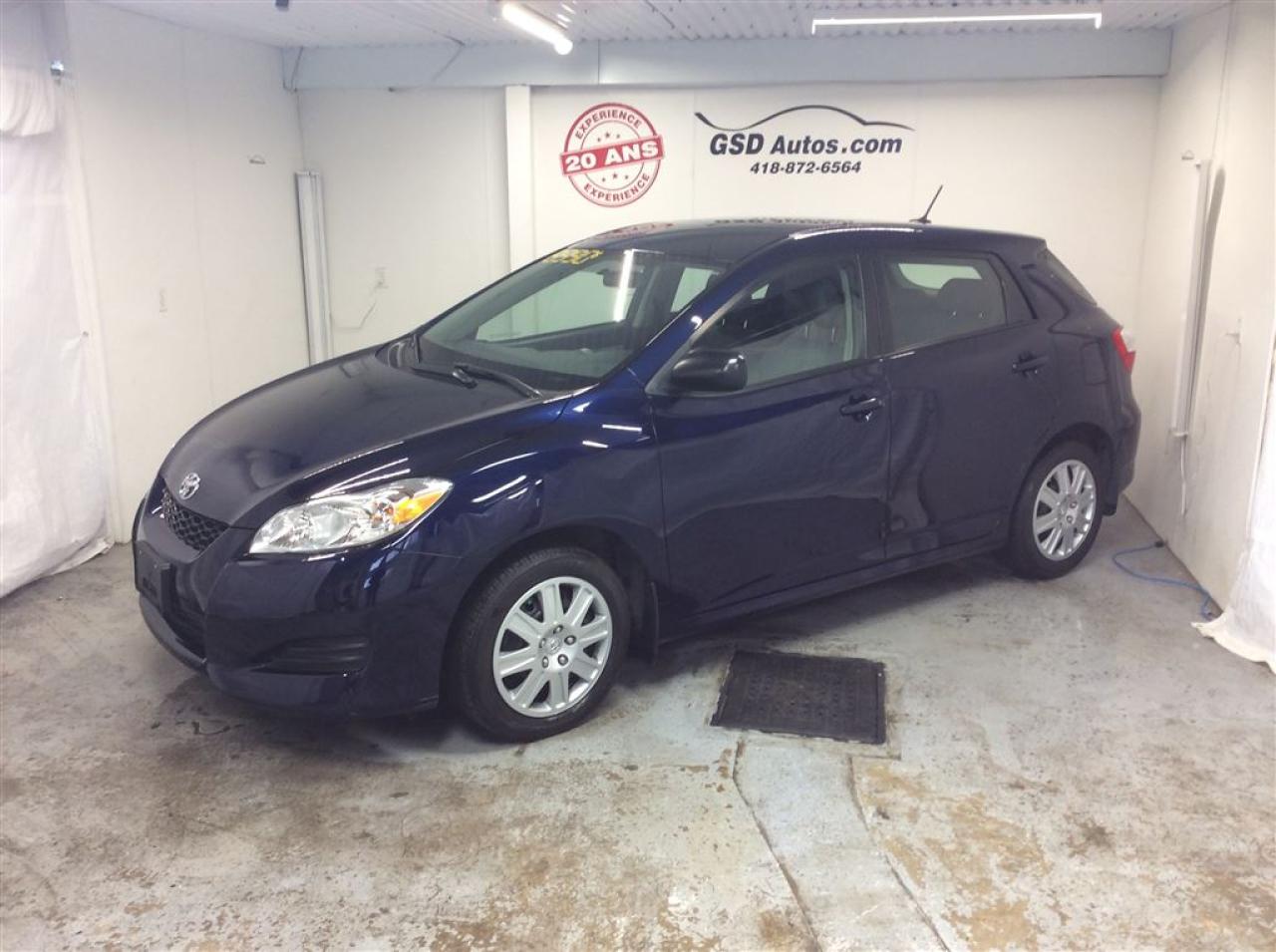 Used 2011 Toyota Matrix  for sale in Ancienne Lorette, QC