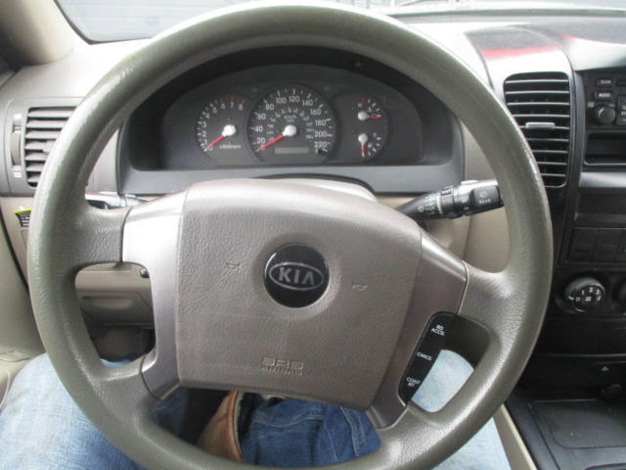 656121