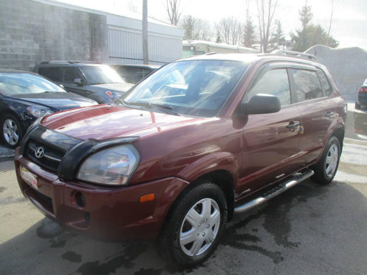 <a href=https://www.autoaubaine.com/Hyundai-Tucson-c7022279.html>https://www.autoaubaine.com/Hyundai-Tucson-c7022279.html</a>

** LIQUIDATION - DÉMARREUR A DISTANCE **
2007 Hyundai Tucson, 4 Cyl 2.0 L, AUTOMATIQUE, 247 000 KM,
Groupe Électrique, Climatiseur, Régulateur de Vitesse, MARCHE-PIEDS,
TRÈS BON PNEUS, TRÈS PROPRE POUR LANNÉE, PRIX VENTE RAPIDE,
MEMBRE AMVOQ.
OUVERT DU LUNDI AU SAMEDI.
GARANTIE PROLONGÉ DISPONIBLE.
FINANCEMENT DISPONIBLE
1re, 2e, 3e CHANCE AU CRÉDIT.
VISA/MASTERCARD/AMEX/INTÉRAC ACCEPTÉ.
Aucun véhicule provenant de lencan.
5280 Des Laurentides,Laval,H7K2J8.
450 963-8888.
www.autosbb.com