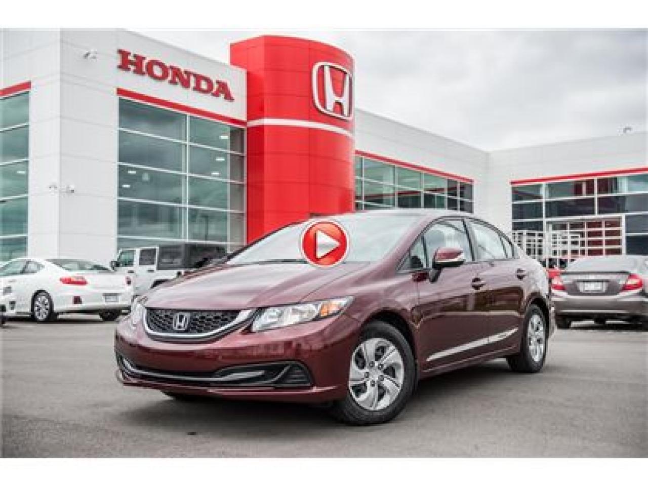 Used 2013 Honda Civic LX for sale in Terrebonne, QC