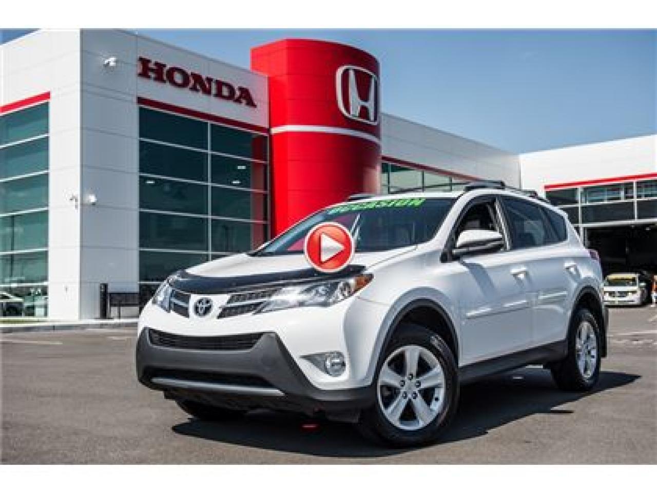 Used 2014 Toyota RAV4 XLE for sale in Terrebonne, QC