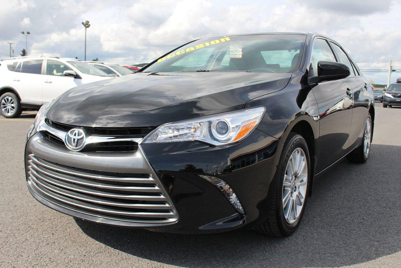 <a href=https://www.autoaubaine.com/Toyota-Camry-c6941425.html>https://www.autoaubaine.com/Toyota-Camry-c6941425.html</a>

Toyota Camry Le Amélioré Mags Bluetooth Caméra Recul 2015\n\nRégulateur de vitesse, Essuie-glaces intermittents, Anti-démarreur, Freins ABS, Contrôle de stabilité, Coussin gonflable conducteur, Coussins gonflables latéraux, Lecteur CD, Lecteur MP3, 6 Haut-parleurs, Portes électriques, Sièges électriques, Tachymètre, Vitres électriques, Air climatisé, Commandes audio au volant, Sièges arrières rabattables, Volant ajustable, Tapis protecteurs, Caméra de recul, Radio AM/FM, Phares automatiques, Rétroviseur électrique, Direction assistée, Télédéverrouillage, Rétroviseurs chauffants, Banquette arrière divisé, Siège à réglage électrique, Coussins gonflables arrière pour la tête, Démarrage sans clé, Freins à disque, Rétroviseurs électriques, Jantes en alliage, Antipatinage, Verrous de sécurité pour enfants, Sièges baquets, Prise Auxiliaire, Technologie Bluetooth intégrée, Port USB, Climatisation\n\nTOYOTA CAMRY LE AMÉLIORÉ 2015 JANTES EN ALLIAGES, BLUETOOTH, CONTROLES AUDIO AU VOLANT, GROUPE ÉLECTRIQUE, CLIMATISEUR, RÉGULATEUR DE VITESSE, MIROIRS CHAUFFANT, CAMÉRA DE RECUL. UN SEUL PROPRIÉTAIRE, JAMAIS ACCIDENTÉ, FICHE DENTRETIEN COMPLÈTE. INSPECTION AVEC RAPPORT DE CONDITION POUR TOUT NOS VÉHICULES USAGÉS. CARPROOF SUR DEMANDE. GARANTIE PROLONGÉE DISPONIBLE. LA MEILLEUR ALLOCATION POUR VOTRE ÉCHANGE. TOUTES LES MARQUES DISPONIBLES. ÉCONOMISEZ PLUS AVEC ST-BASILE TOYOTA, VOTRE CONCESSIONAIRE DE LA RIVE-SUD DE MONTRÉAL. FINANCEMENT FACILE ET CRÉDIT SUR PLACE. 2e CHANCE AU CRÉDIT DISPONIBLE. SITUÉ EN ABORD DE LA ROUTE 116, ENTRE BELOEIL ET ST-BRUNO, VENEZ NOUS VOIR OU VISITEZ LE:  WWW.STBASILETOYOTA.COM
