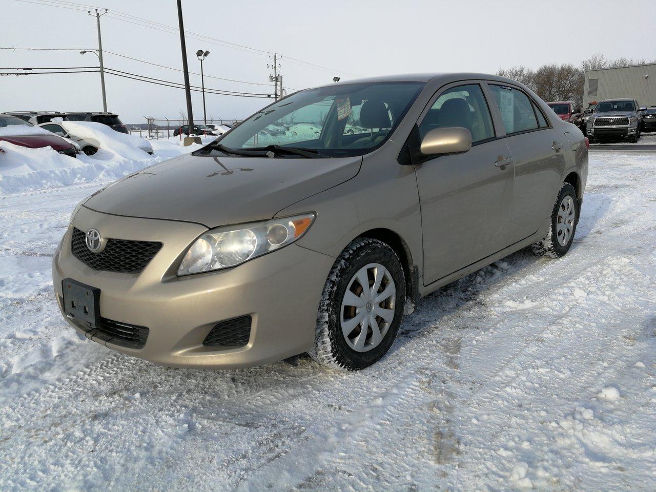 <a href=https://www.autoaubaine.com/Toyota-Corolla-c7010000.html>https://www.autoaubaine.com/Toyota-Corolla-c7010000.html</a>

Toyota Corolla Ce 5 Vitesse Manuelle Climatiseur 2009\n\nEssuie-glaces intermittents, Anti-démarreur, Freins ABS, Contrôle de stabilité, Coussin gonflable conducteur, Coussins gonflables latéraux, Lecteur CD, Chargeur de CD, Lecteur MP3, Portes électriques, Tachymètre, Air climatisé, Sièges arrières rabattables, Volant ajustable, Tapis protecteurs, Radio AM/FM, Rétroviseur électrique, Direction assistée, Télédéverrouillage, Rétroviseurs chauffants, Banquette arrière divisé, Coussins gonflables arrière pour la tête, Sièges tissu, Freins à disque, Rétroviseurs électriques, Antipatinage, Verrous de sécurité pour enfants, Sièges baquets, Prise Auxiliaire\n\nCOROLLA MANUELLE 5 VITESSE CLIMATISEUR UN SEUL PROPRIÉTAIRE, JAMAIS ACCIDENTÉ, FICHE DENTRETIEN COMPLÈTE. INSPECTION AVEC RAPPORT DE CONDITION POUR TOUT NOS VÉHICULES USAGÉS. CARPROOF ACCESSIBLE DIRECTEMENT VIA NOS ANNONCES. GARANTIE PROLONGÉE DISPONIBLE. LA MEILLEUR ALLOCATION POUR VOTRE ÉCHANGE. TOUTES LES MARQUES DISPONIBLES. ÉCONOMISEZ PLUS AVEC ST-BASILE TOYOTA, VOTRE CONCESSIONAIRE DE LA RIVE-SUD DE MONTRÉAL. FINANCEMENT FACILE ET CRÉDIT SUR PLACE. 2e CHANCE AU CRÉDIT DISPONIBLE. SITUÉ EN ABORD DE LA ROUTE 116, ENTRE BELOEIL ET ST-BRUNO, VENEZ NOUS VOIR OU VISITEZ LE:  WWW.STBASILETOYOTA.COM