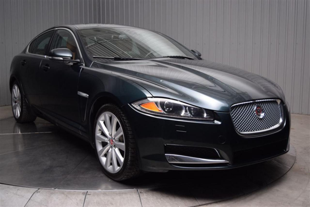 Used 2014 Jaguar XF Awd V6 T.ouvrant for sale in St-Hubert, QC