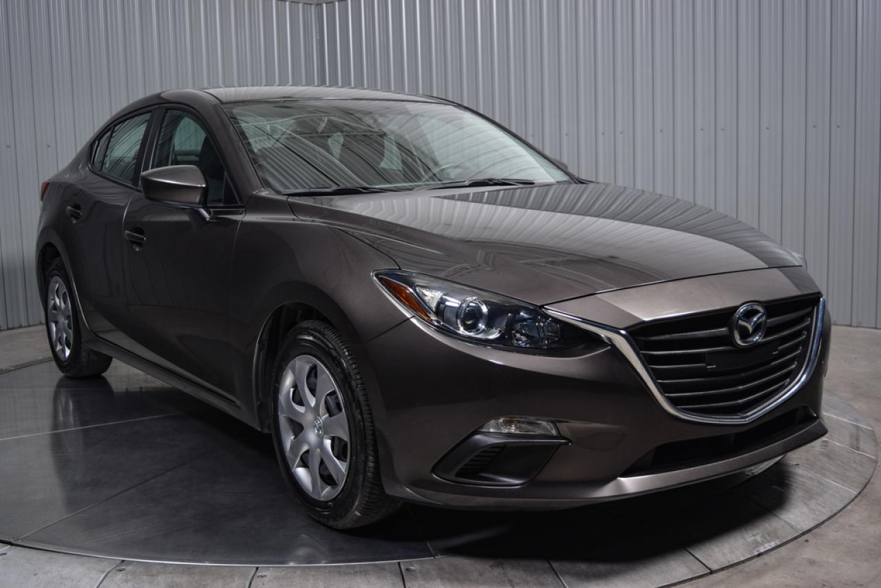 Used 2015 Mazda 3 En Attente for sale in St-Hubert, QC