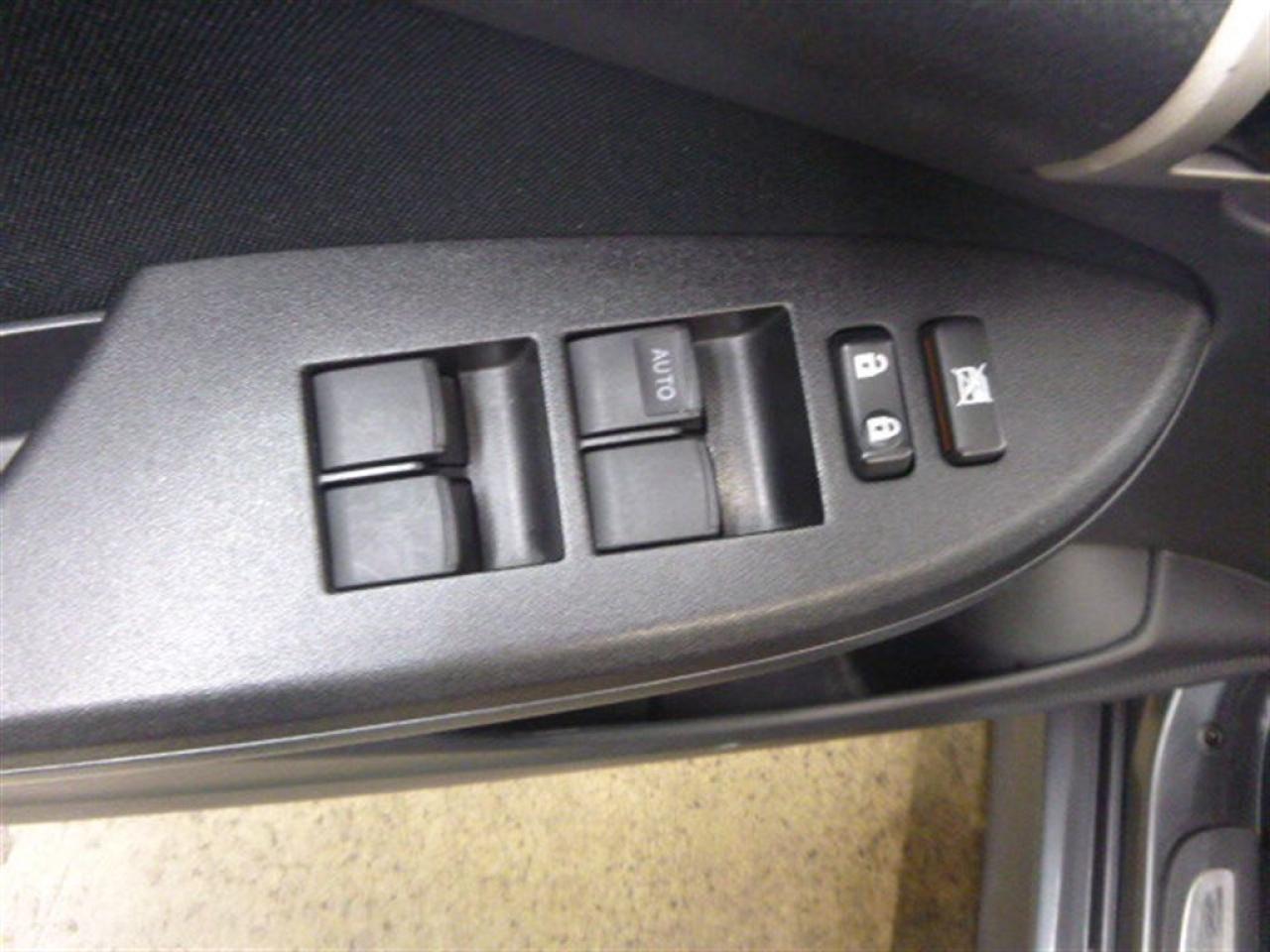 656617