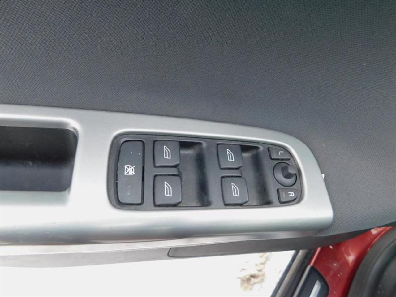 656635.11519555
