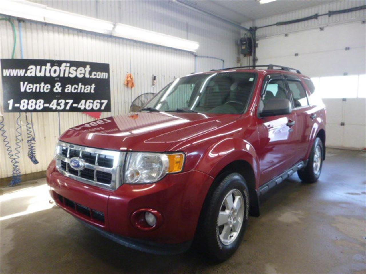 Used 2011 Ford Escape XLT for sale in St-Raymond, QC