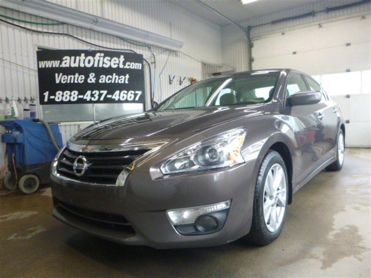 Used 2013 Nissan Altima 2.5 for sale in St-Raymond, QC
