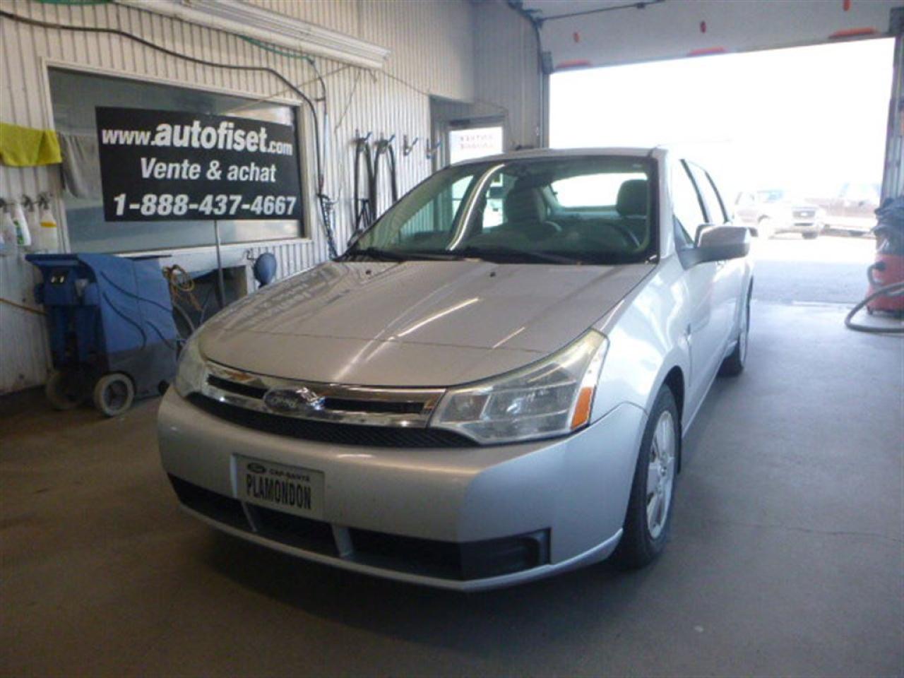 Used 2008 Ford Focus SE for sale in St-Raymond, QC