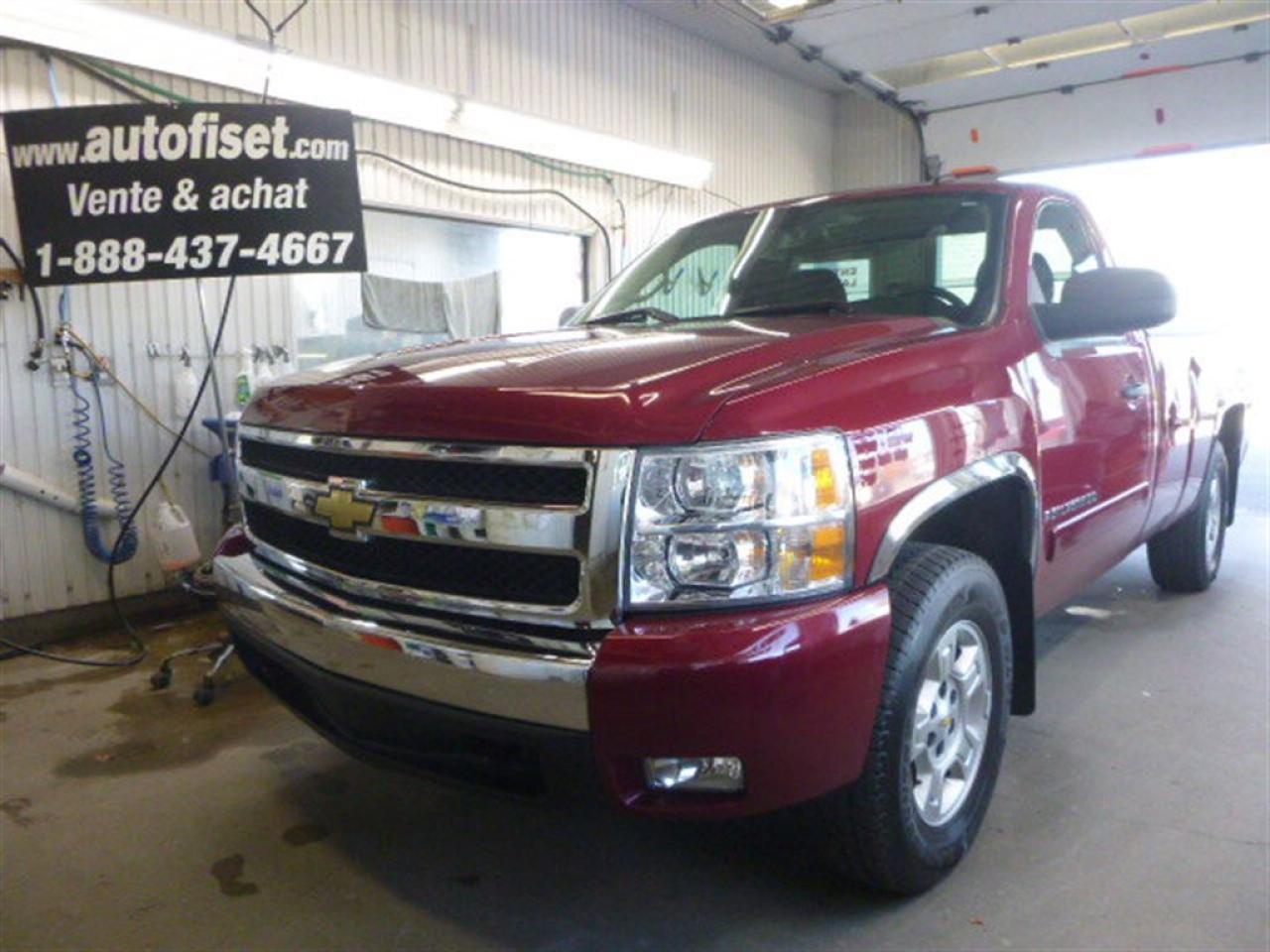 Used 2007 Chevrolet Silverado 1500 Lt 4x4 B. 8 Pi for sale in St-Raymond, QC