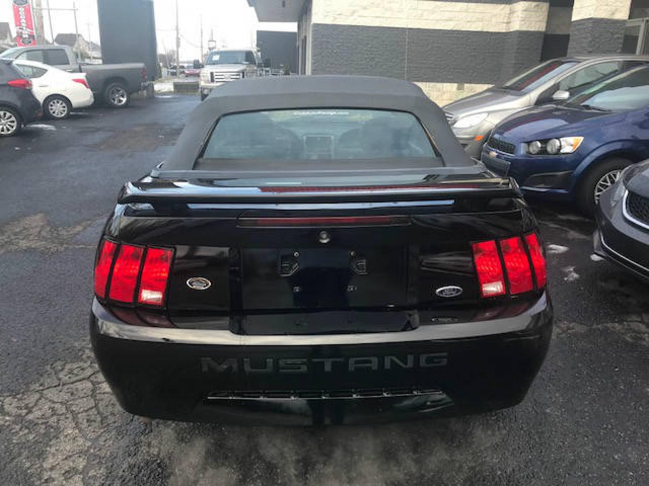 656853