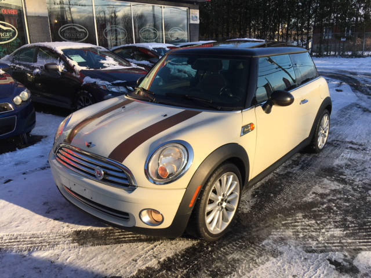 Used 2010 Mini Cooper Hardtop classic GARANTIE GRATUITE 52$se for sale in St-Eustache, QC