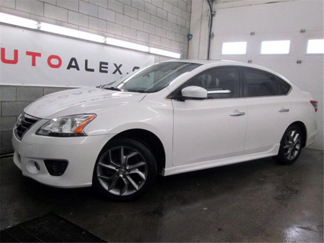 Used 2014 Nissan Sentra Sr Premium Navi Toit for sale in St-Eustache, QC