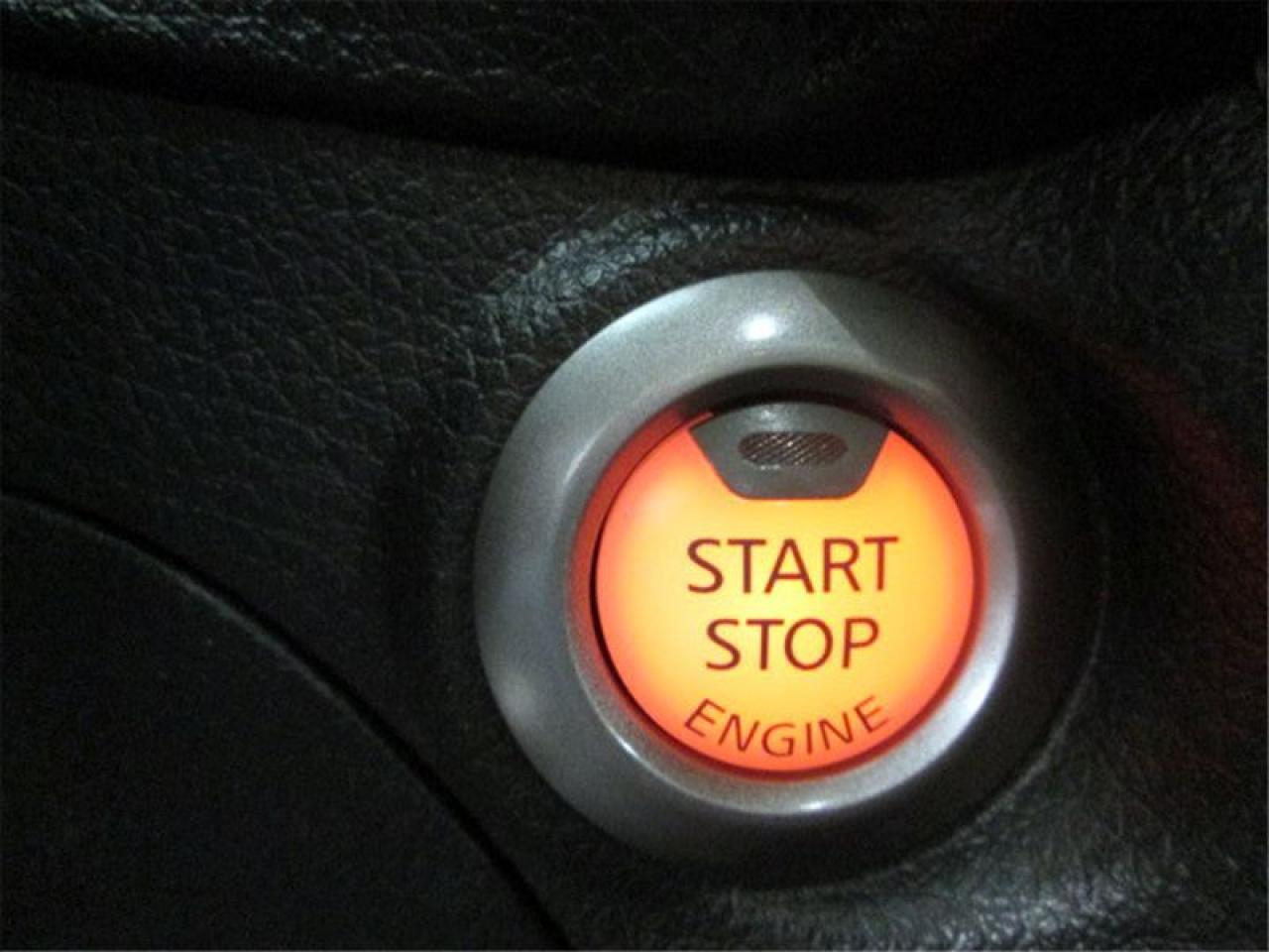656884