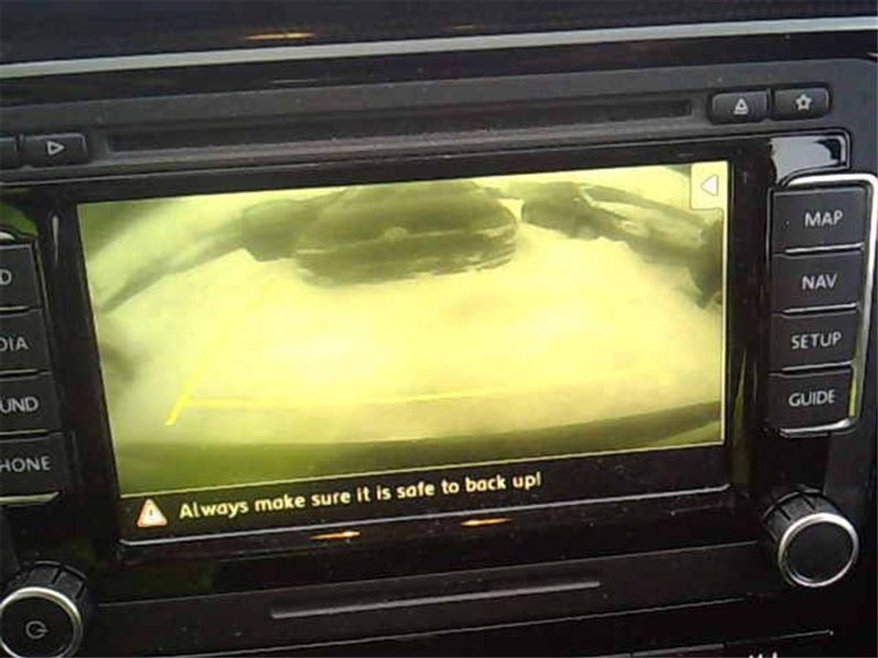656933.11524389