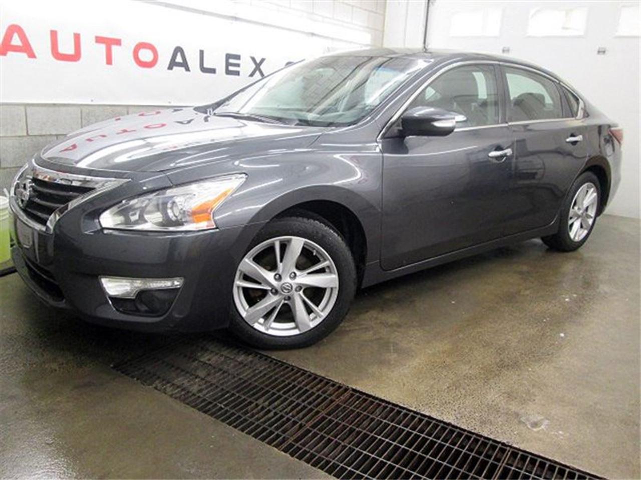 <a href=https://www.autoaubaine.com/Nissan-Altima-c7007742.html>https://www.autoaubaine.com/Nissan-Altima-c7007742.html</a>

8 PNEUS INCLUS AVEC FINANCEMENT*    2.5L SL AVEC CUIR    TOIT OUVRANT    CAMERA DE RECULE    BOSE AUDIO    MAGS    SIÈGES ET VOLANT CHAUFFANTS    AUTOMATIQUE    A/C    BLUETOOTH    RÉGULATEUR DE VITESSE    VITRES PORTES ET MIROIRS ÉLECTRIQUE    AUDIO SUR VOLANT     142,000KM    VÉHICULE DIRECTEMENT DE NISSAN CANADA  FINANCEMENT MAISON MAINTENANT DISPONIBLE    Taux de financement 4.9% disponible.*    POURQUOI AUTOALEX.CA?    Pas de vente sous pression.  Nous garantissons les plus bas prix au Canada.  Nous sommes en affaire depuis 1996.  Plus de 98.6% de clients satisfaits.  Nous avons 2 terrains pour mieux vous servir.  Nous avons plus de 200 véhicules en inventaire.  Nous acceptons tous les échanges.  Nous sommes ouverts 7 jours.  Plusieurs options de garanties prolongées.  Aucun cas de crédit refusé.  PAS de vga ou reconstruit.  Nous offrons historique du véhicules gratuitement sur place.  Nous encourageons votre propre inspection avant lachat.    *certaines conditions peuvent sappliquer  ************************************************************     8 TIRES INCLUDED WITH FINANCING*    2.5L SL WITH LEATHER HEATED SEATS AND STEERING WHEEL    POWER SUNROOF    REVERSE CAMERA    BOSE AUDIO    ALLOY WHEELS    AUTOMATIC    A/C    CRUISE CONTROL    POWER WINDOWS DOOR LOCKS AND MIRRORS     BLUETOOTH    STEERING MOUNTED AUDIO CONTROLS    142,000KM    VEHICLE DIRECTLY FROM NISSAN CANADA  HOUSE FINANCING NOW AVAILABLE    4.9% financing available*    WHY AUTOALEX.CA?    We guarantee the lowest prices in Canada.   In business since 1996.  More than 98.6% of satisfied customers.  2 lots to serve you better.  More than 200 vehicles in inventory.  We accept all trades.  Open 7 days.  Many extended warranties options.  100% credit approval.  No rebuilt vehicles.  We offer free car history reports.  We encourage pre-sale inspections.  No under pressure sales.    *certain conditions may apply