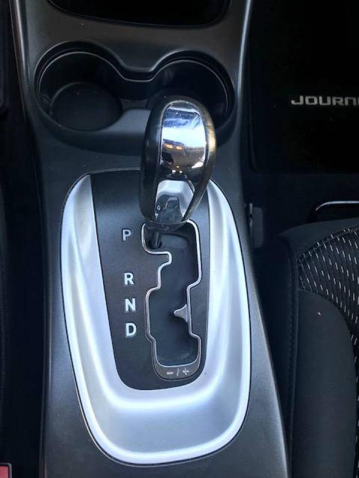 657027