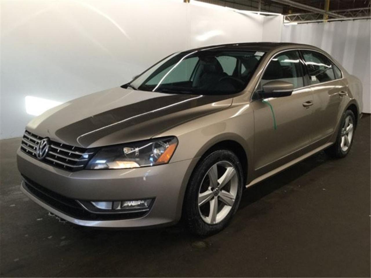 Used 2015 Volkswagen Passat Tdi Cuir Toit Mags 8 for sale in St-Eustache, QC