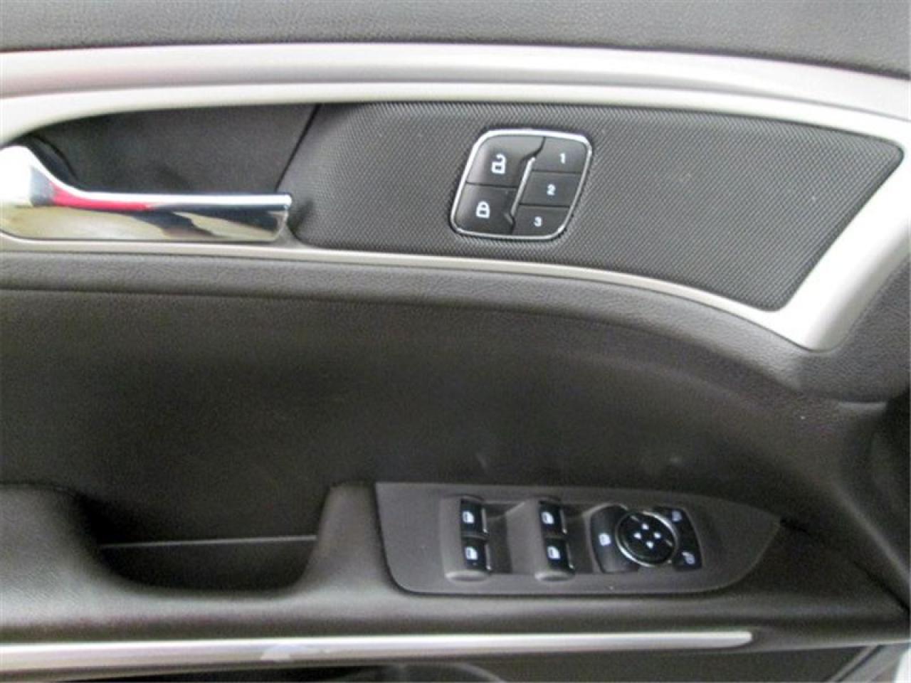657073